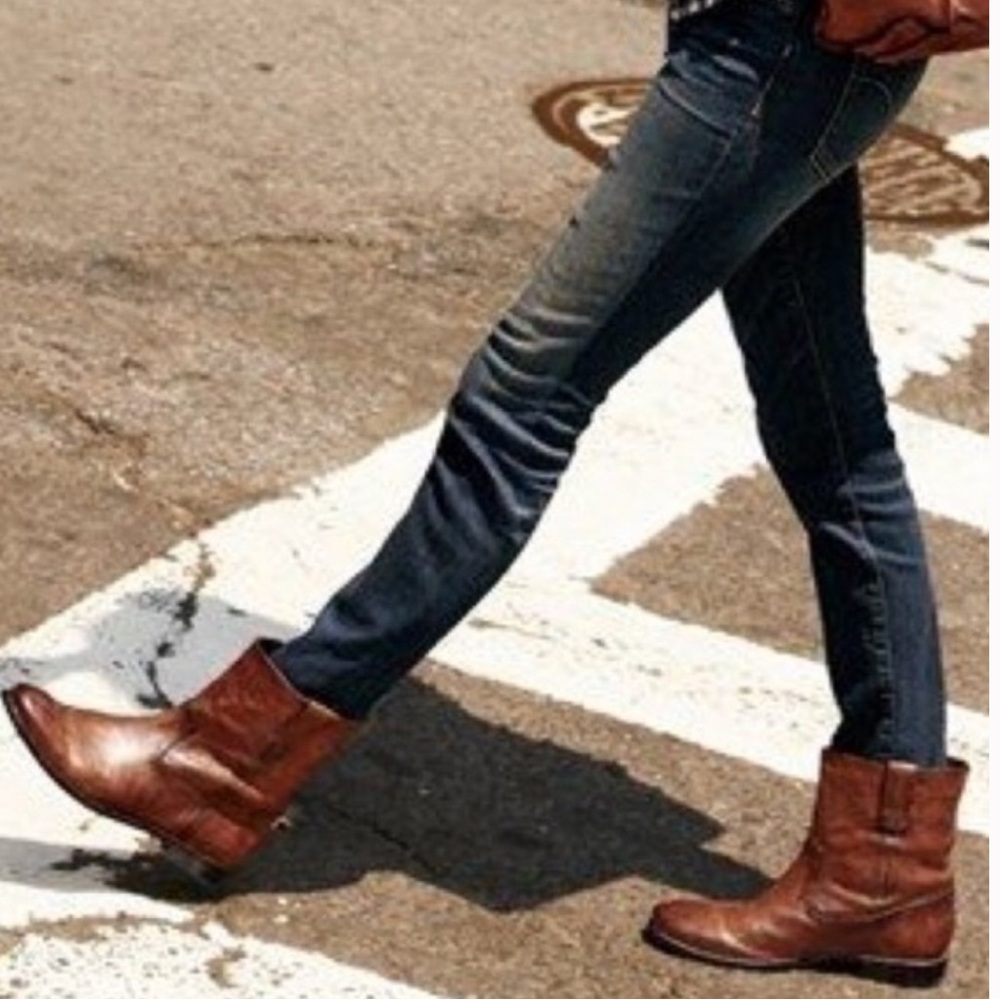 Frye Anna Short Cognac Leather boots